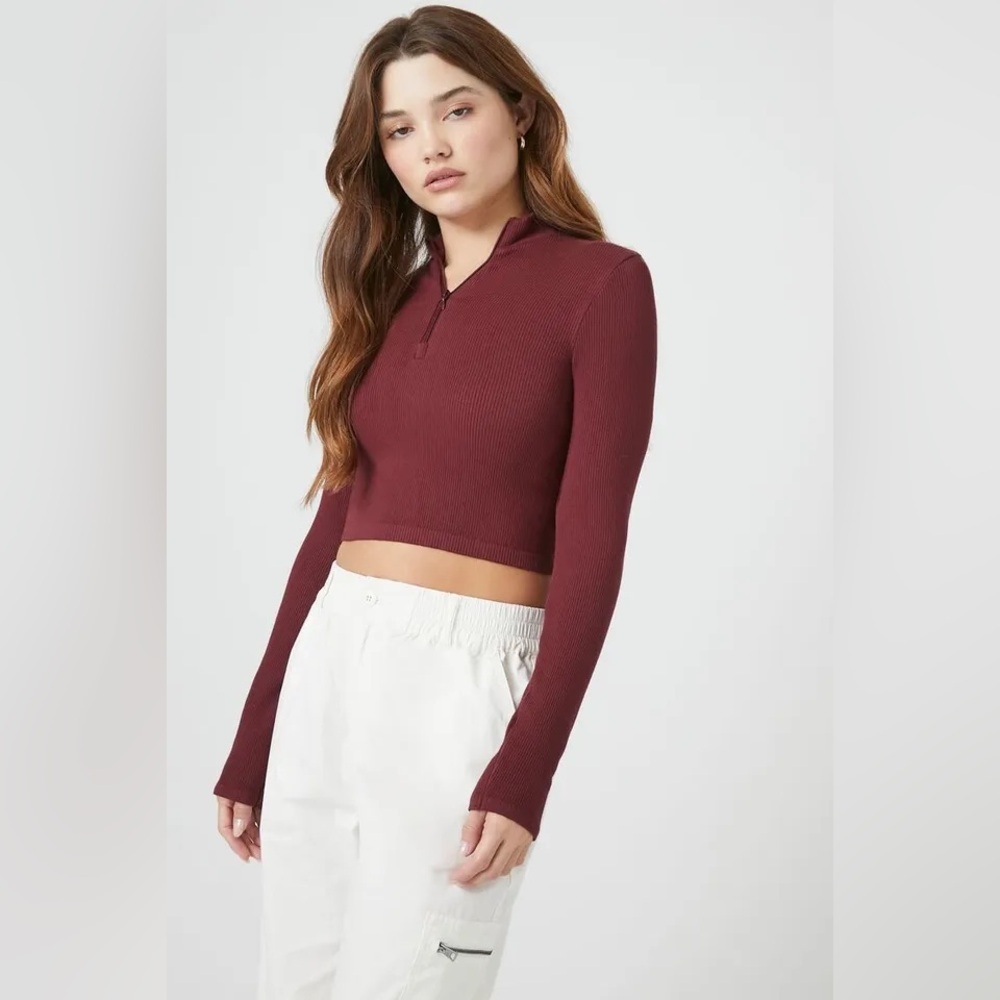 Forever 21 Women's‎ Seamless Half-Zip Crop Top in Wine Estimated:XS/S
